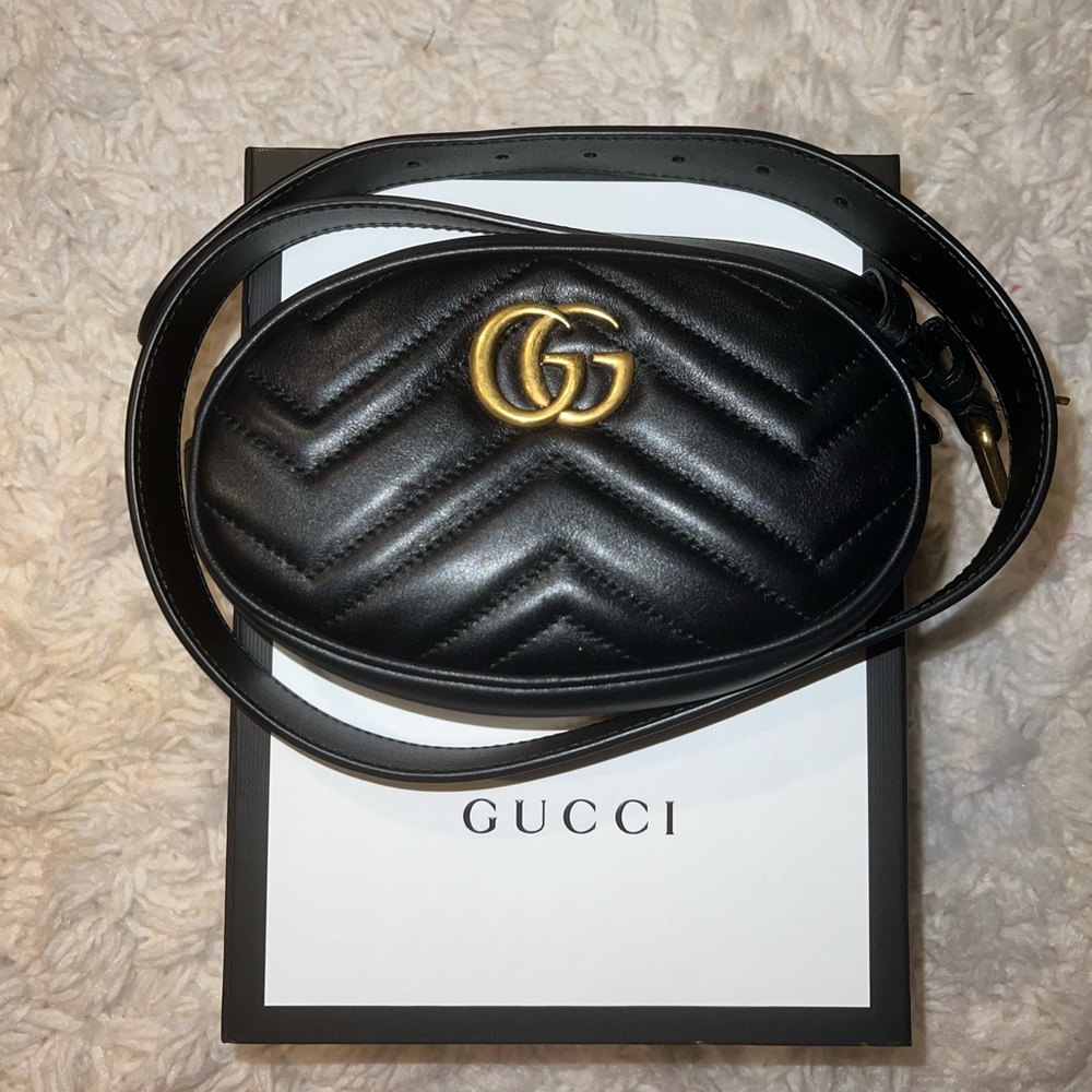 Black Authentic Gucci Belt Bag. Worn 1-2 times.